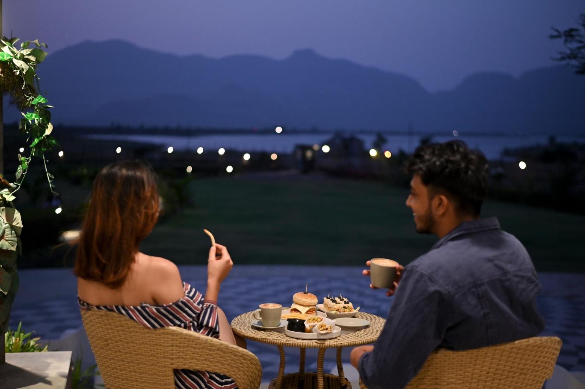 Saj By The Lake, Malshej Ghat Luaran gambar